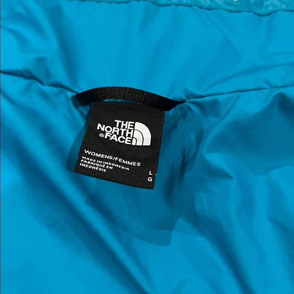NWOT The North Face Turquoise Quilted Jacket